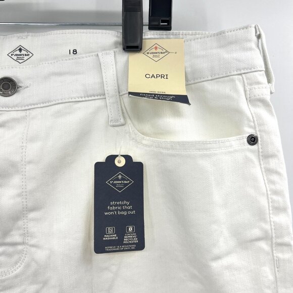 NWT St. Johns Bay White Mid Rise Capri Denim Pants Women's 18 - Picture 2 of 4